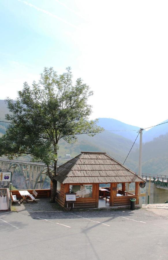 Tara Bridge Castle Hotel Zabljak  Exterior photo